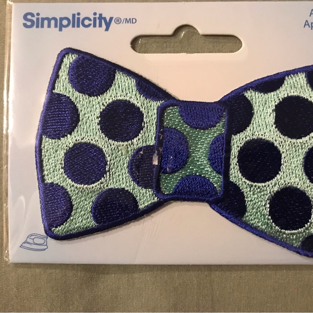 Simplicity Green & Purple Polka Dot Bow Patches (Pack of 5) - Picture 2 of 2